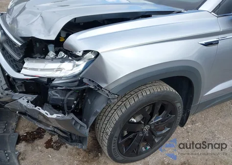 2023 Volkswagen Taos 1.5T Se from USA, damaged, VIN 3VVEX7B27PM306226